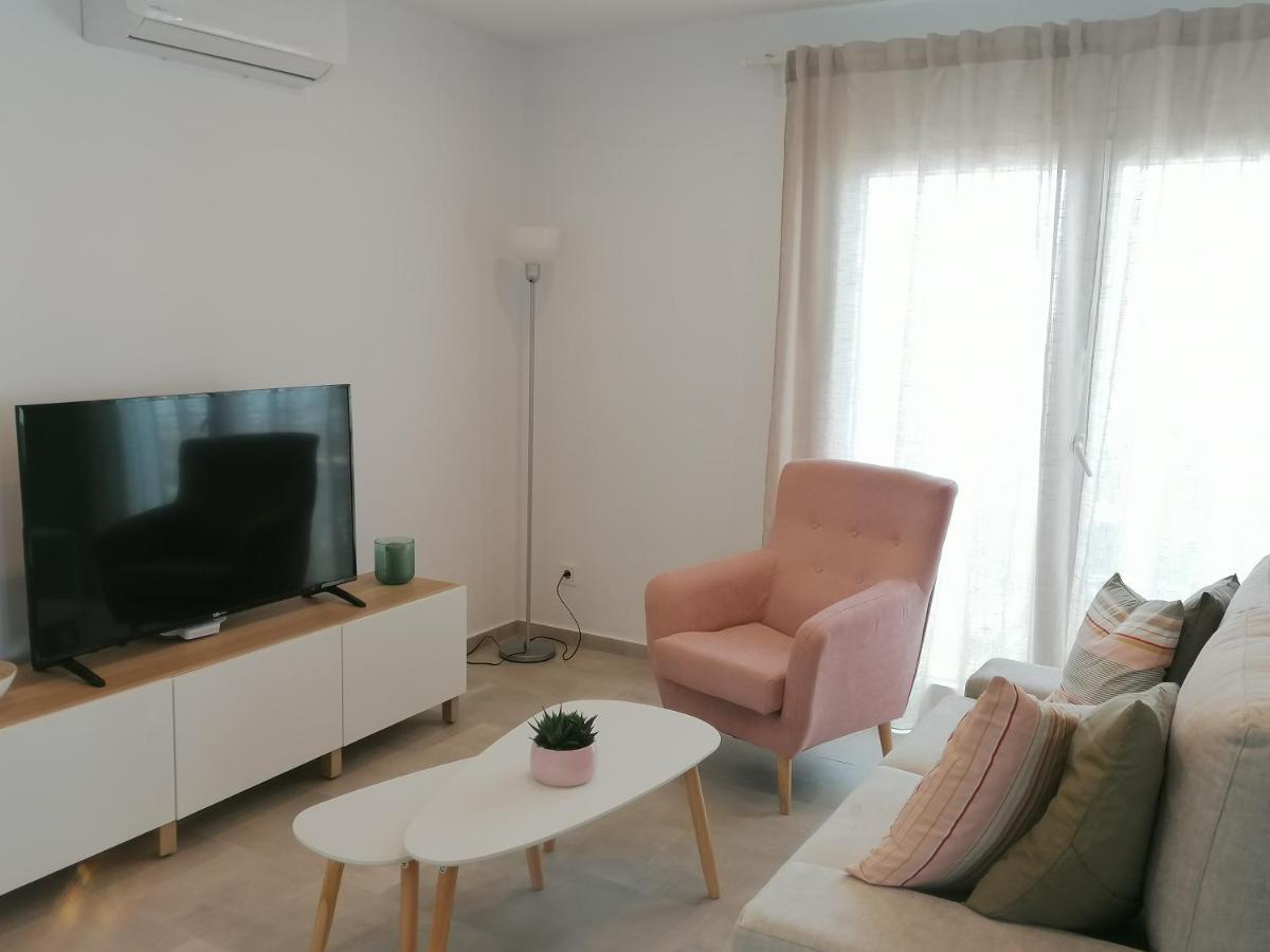 Apartamento Suite Arco De La Villa,Solo Familia Y Parejas,Parking Gratuito Conil De La Frontera Exterior foto